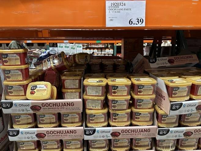 미국 LA의 한 코스트코 매장에서 판매 중인 한국산 고추장 [촬영 임미나]