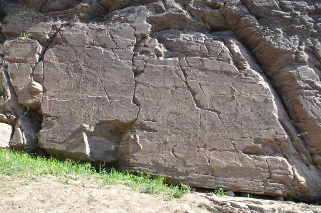 울산 울주군 언양읍 대곡리에 위치한 국보 제285호 반구대 암각화. 부산일보 DB