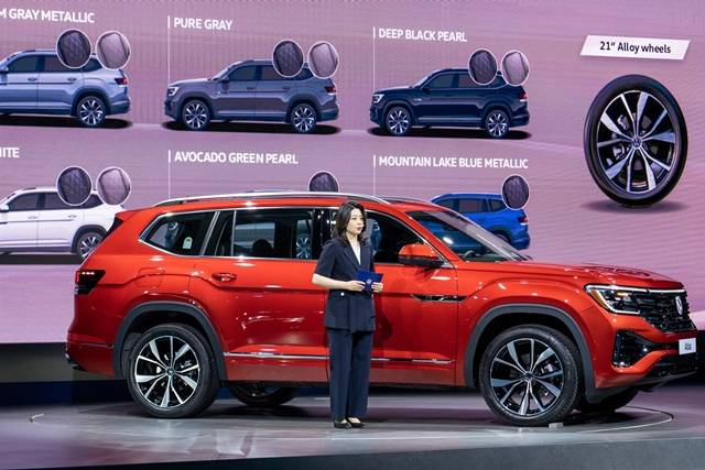 이지현 폭스바겐코리아 상품기획팀 부장은 "기본 트림인 7인승 모델은 3열 벤치 시트 구성이고, 6인승 모델은 2열 캡틴 시트를 적용해 실내 거주성을 높였다"며 "2열 시트를 버튼 하나로 쉽게 폴딩할 수 있어 3열 탑승도 매우 용이하다"고 말했다. /폭스바겐코리아