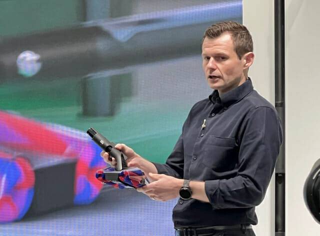 톰 무디 다이슨 홈 부문 글로벌 총괄이 26일 신제품 공개 행사에서 발표하고 있다. (사진=지디넷코리아 신영빈 기자)