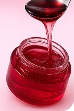 씨앤씨인터내셔널이 생산한 세럼 제형. 식물성 PDRN과 콜라겐을 복합화해 기능성을 높였다. /씨앤씨인터내셔널 제공