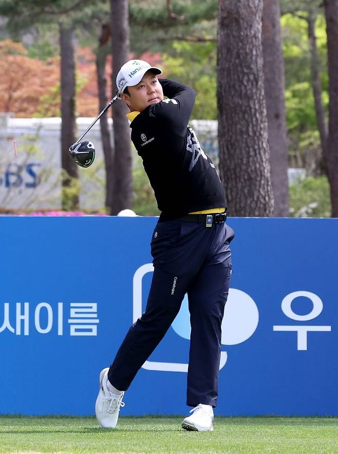 골프웨어 브랜드 까스텔바작이 전개하는 스포츠 마케팅 활동이 매출 및 단체 납품을 이끌며 성과를 내고 있다고 26일 밝혔다. ⓒ형지글로벌