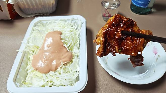 20250525_195346.jpg 저녁 직화바베큐 치킨과 후라이드 치킨