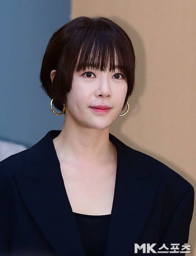 황정음 소속사 와이원엔터테인먼트는 26일 “2025년 5월 26일부로 황정음 씨의 이혼 소송이 가정법원의 조정결정이 확정되어 원만하게 종료되었음을 알려드립니다. 이로써 이혼은 정식으로 성립됐다”고 공식입장을 전했다. / 사진 = 김영구 기자