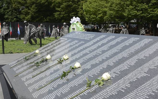 새에덴교회는 다음 달 14일 미국 워싱턴 D.C. 한국참전용사기념공원 전사자 추모의 벽에서 헌화식을 가질 예정이다. [새에덴교회]