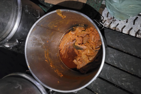 오염된 작업장에서 만든 김치찌개의 잔여분. 식약처