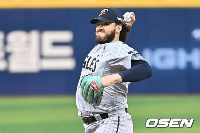 [OSEN=울산, 이석우 기자] 한화 이글스 폰세 067 2025.05.22 / foto0307@osen.co.kr