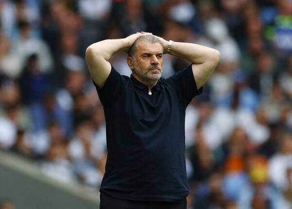 ▲ 엔제 포스테코글루 토트넘 홋스퍼 감독에 대한 재신임이 다시 흔들리고 있다. ⓒ연합뉴스/REUTERS/AFP