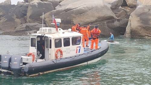 지난 20일 밀입국 시도하는 중국 남성 체포에 나선 대만 해순서 [대만 해순서 캡처. 재판매 및 DB 금지]