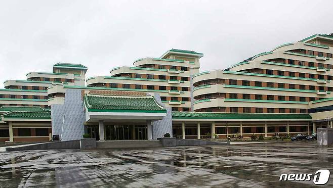 (평양 노동신문=뉴스1) = 북한 정방산 호텔. [국내에서만 사용가능. 재배포 금지. DB 금지. For Use Only in the Republic of Korea. Redistribution Prohibited] rodongphoto@news1.kr