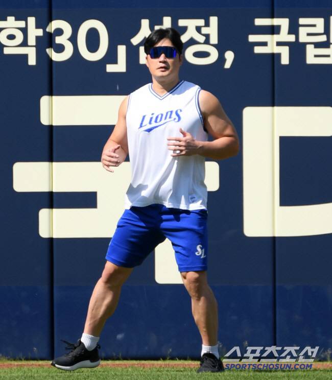 31일 대구 삼성라이온즈파크에서 열린 삼성 라이온즈와 KIA 타이거즈의 경기. 삼성 오승환이 훈련을 하고 있다. 대구=박재만 기자 pjm@sportschosun.com/2024.08.31/