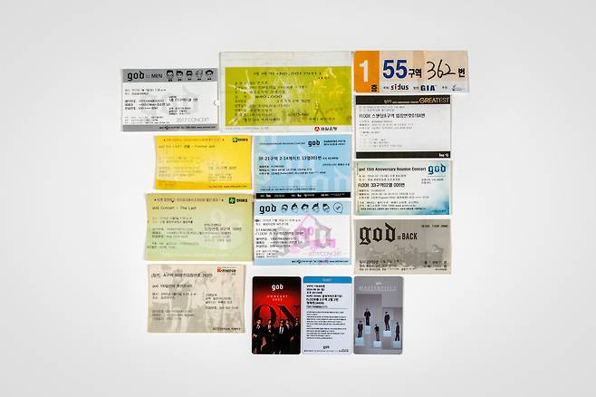 god의 2021년 첫 콘서트부터 2024년 최근 콘서트까지 모든 단독 콘서트 티켓을 모은 자료.(정해린 소장)  국립민속박물관 제공