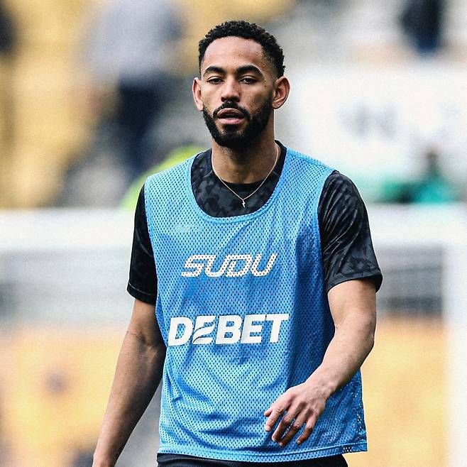 영국 공영방송 ‘BBC’는 27일(한국시간) “마테우스 쿠냐의 맨유 이적 협상이 최종 단계에 이르렀으며, 이적료는 약 6250만 파운드(약 1159억 원)에 달할 것”이라고 보도했다. 사진출처｜울버햄턴 페이스북