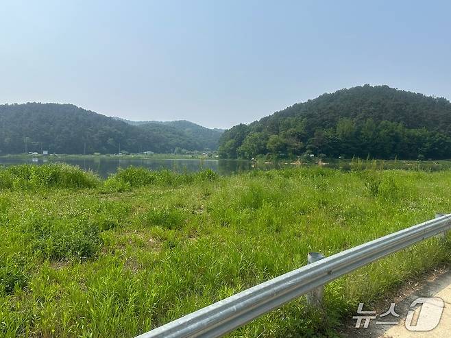 동탄 물류센터 부지 바로 옆에 위치한 장지생태공원 예정 부지 모습.