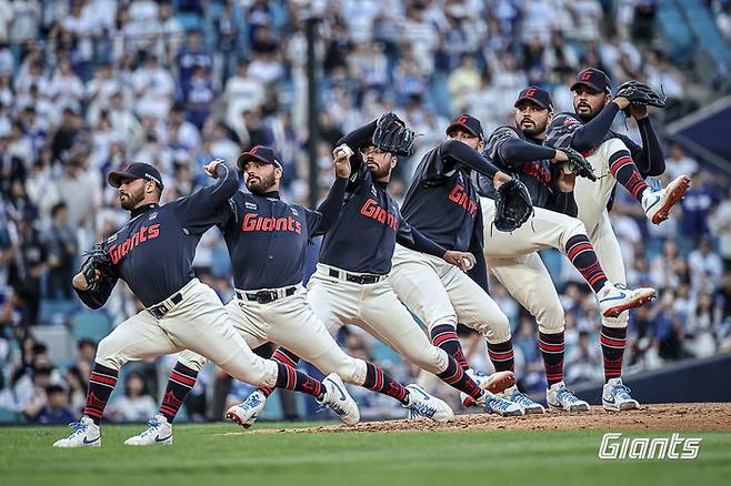 롯데 감보아가 27일 대구삼성라이온즈파크에서 열린 2025 KBO리그 삼성전에 선발 등판해 역투하고 있다. 사진 | 롯데 자이언츠