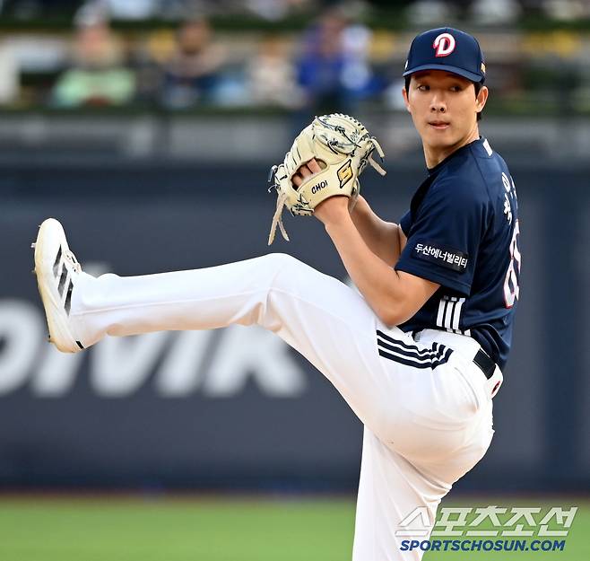 28일 수원KT위즈파크에서 열린 두산과 KT의 경기, 두산 선발투수 최민석이 역투하고 있다. 수원=허상욱 기자wook@sportschosun.com/2025.05.28/