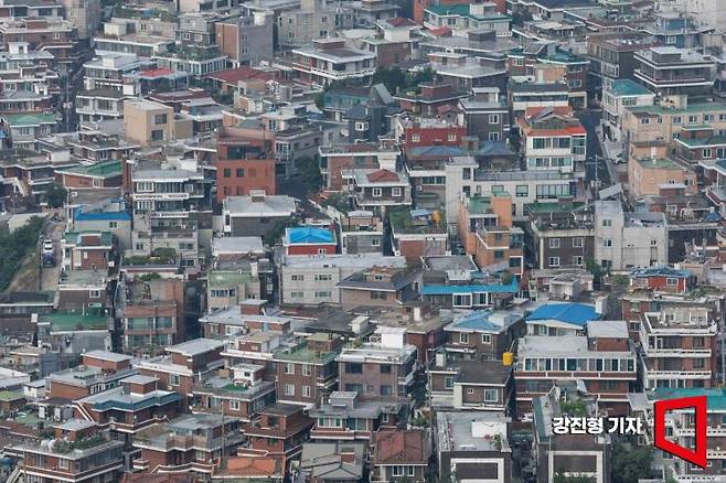 서울 중구 남산에서 바라본 용산구 빌라밀집지역. 강진형 기자