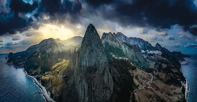 image.png 레딧에서 핫하다는 울릉도 사진.jpg 레딧에서 핫하다는 울릉도 사진.jpg