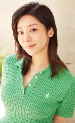 빈폴 앰버서더 배우 차주영이 등장한 2025년 SS 시즌 화보.