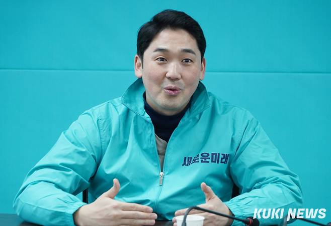 신정현 전 새로운미래 공동창당준비위원장. 박효상 기자&nbsp; &nbsp;