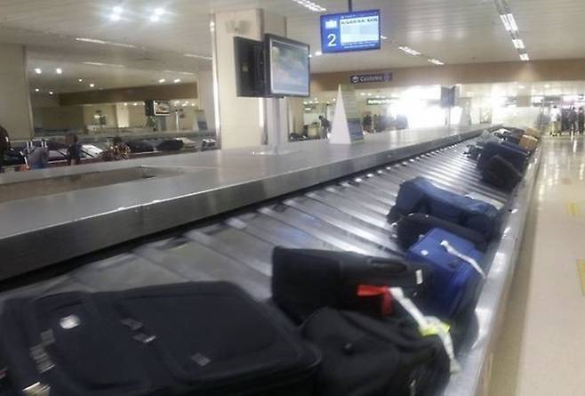 공항 수하물 컨베이어 벨트 [사진 = 연합뉴스]