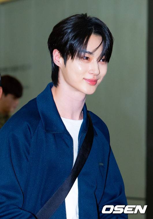 [OSEN=김포공항, 민경훈 기자] 배우 변우석이 28일 김포공항을 통해 일본 도쿄로 출국했다.