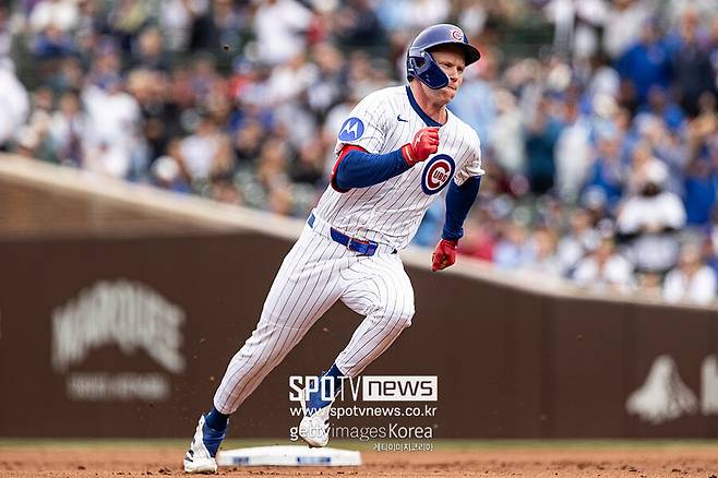 ▲ 크로-암스트롱은 1992년 배리 본즈 이후 시즌 첫 51경기에서 14홈런 이상, 14도루 이상을 모두 달성한 첫 선수가 됐다