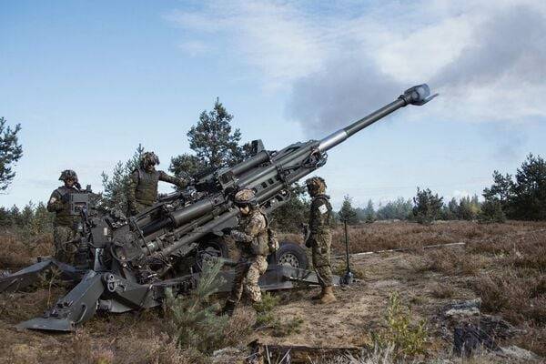 캐나다가 운용중인 M777 견인포