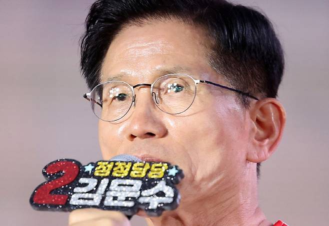 국민의힘 김문수 대선 후보가 28일 대구 중구 동성로를 찾아 유세하고 있다. (사진=연합뉴스)