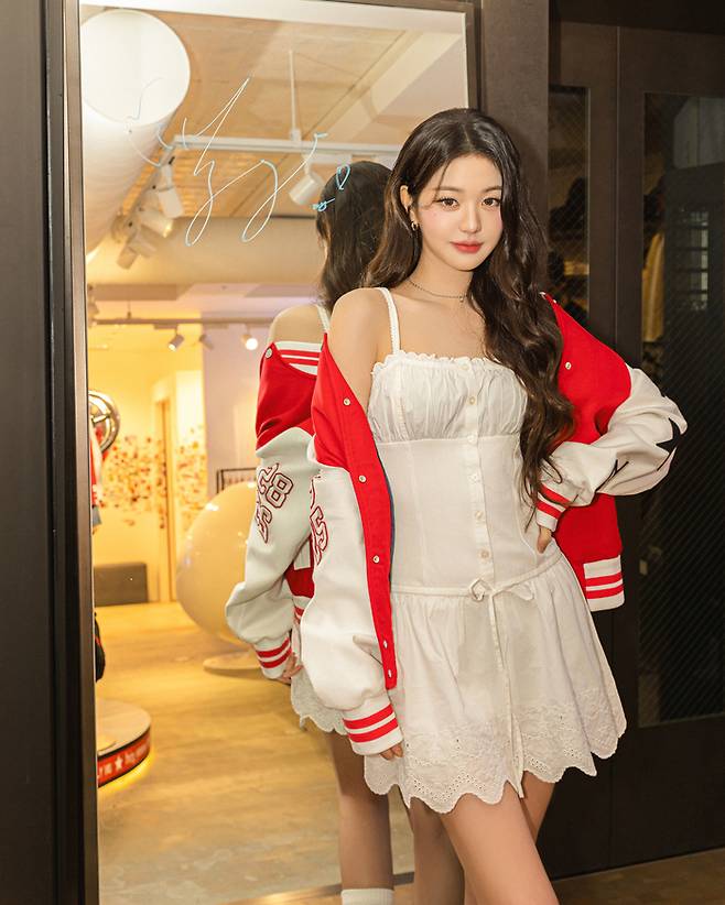 장원영. 사진 | 한섬