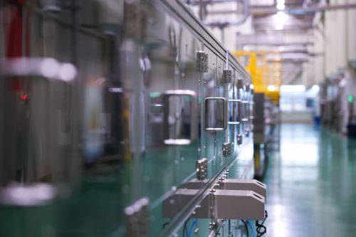 엘앤에프 구지 3공장내 소성로의 모습. 엘앤에프