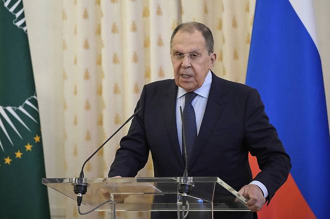 세르게이 라브로프 러시아 외무장관이 지난 26일 모스크바에서 열린 아프리카 국가들과의 행사에서 발언하고 있다. AP 연합뉴스