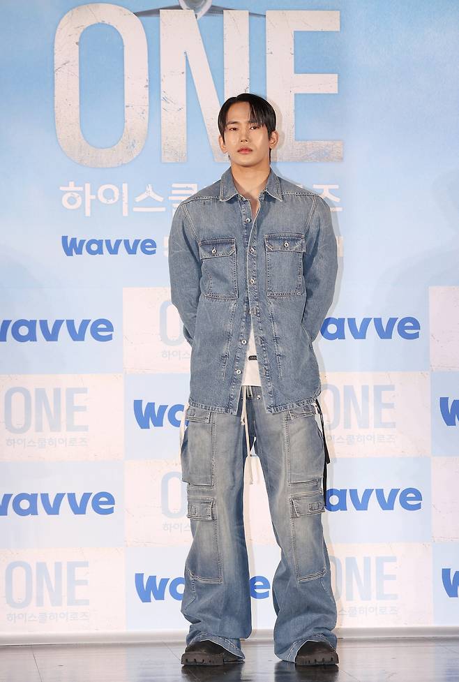 Yuk Jun-seo poses for a photo during a press conference held in Gwangjin-gu, Seoul, Wednesday. (Yonhap)