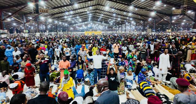 세계 최대 교회인 나이지리아 RCCG는 성도수가 998만명에 달한다. 이들은 날마다 부르짖고 기도하고 있는데 하루 3시간은 2033년까지 전 세계 10억명이 예수 그리스도를 영접하도록 기도하고 있다. 황성주 회장 제공