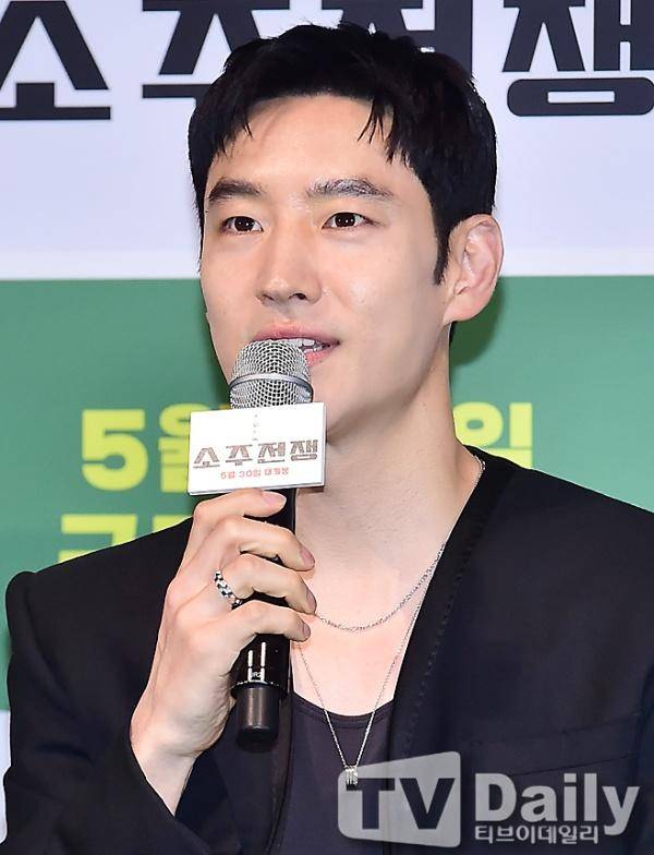 소주전쟁 기자간담회 이제훈 / 사진=티브이데일리 제공