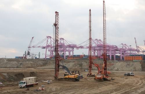 인천 신항 1-2단계 컨테이너부두 공사 현장 [촬영 홍현기]