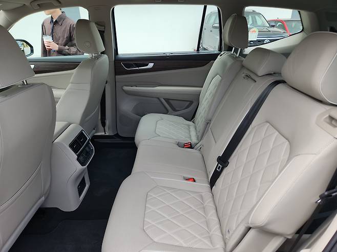 신형 아틀라스 2열./사진=도다솔 기자