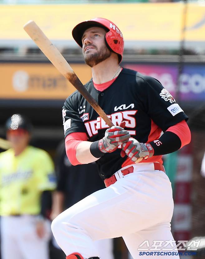 11일 인천 SSG랜더스필드에서 열린 KIA-SSG전. 3회초 1사 1루에서 타격하는 위즈덤. 인천=정재근 기자 cjg@sportschosun.com/2025.5.11/