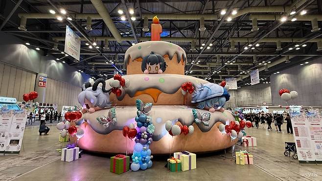 ▲ 들어가자마자 1주년 기념 새알심 장식이 한가득, 새알심 레이스 또 열어줘 이번엔 좀 1등권 따보자ㅜ