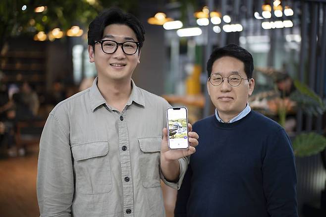 허정 바바그라운드 대표(좌)와 송재필 바바그라운드 최고전략책임자 / 출처=IT동아