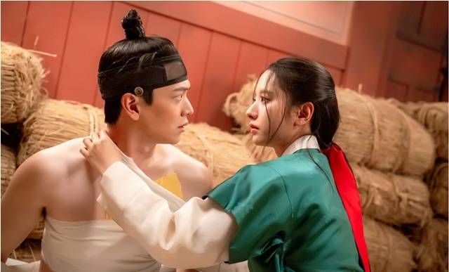 육성재, 김지연. 사진lSBS