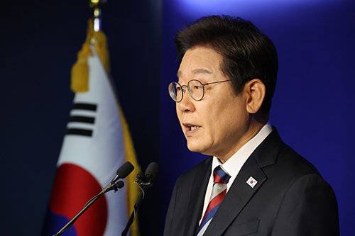 더불어민주당 이재명 후보가 5월 25일 서울 여의도 중앙당에서 기자회견 모두 발언을 하고 있다. 뉴스1