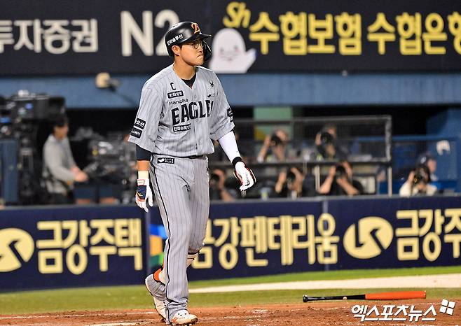 한화 이글스 캡틴 노시환이 29일 서울 잠실야구장에서 열린 2025 신한 SOL Bank KBO리그 LG 트윈스와의 팀 간 8차전에서 4타수 무안타 3삼진으로 침묵했다. 사진 엑스포츠뉴스 DB