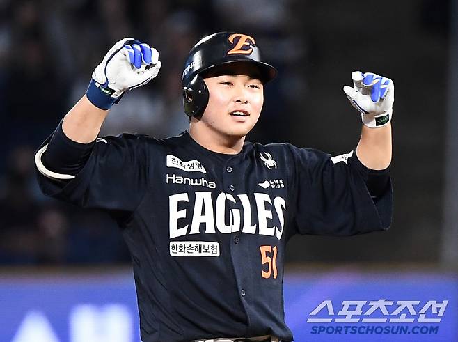 30일 창원 NC파크에서 열린 한화-NC전. 7회초 1사 2, 3루 문현빈이 2타점 2루타를 친 후 기뻐하고 있다. 창원=정재근 기자 cjg@sportschosun.com/2025.5.30/