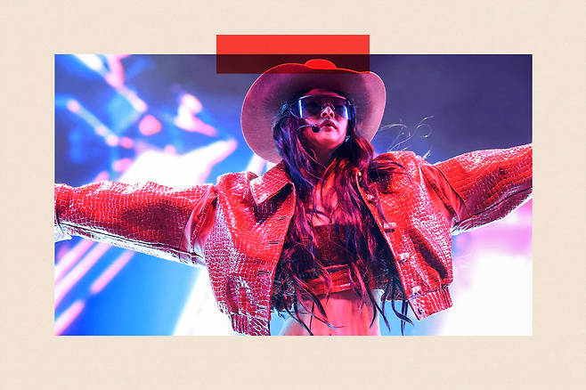 최근 저위험 USB에는 한국의 인기 가수 제니의 히트곡이 담겼다