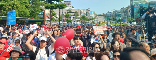 ▲ 김문수 국민의힘 대통령 후보는 31일 동해시 천곡로타리에서 동해·태백·삼척·정선지역 합동유세를 가졌다.