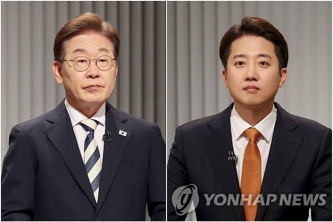 (서울=연합뉴스) 더불어민주당 이재명(왼쪽)·개혁신당 이준석 대선후보가 23일 서울 여의도 KBS 스튜디오에서 열린 제21대 대선 2차 후보자 토론회를 준비하고 있다. 2025.5.23 [국회사진기자단] photo@yna.co.kr 연합뉴스