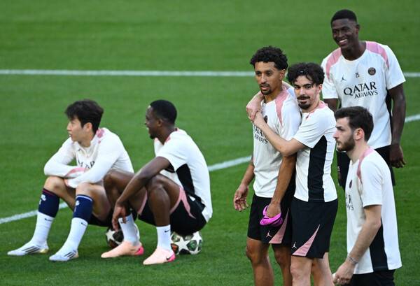 Lee Kang-in training
