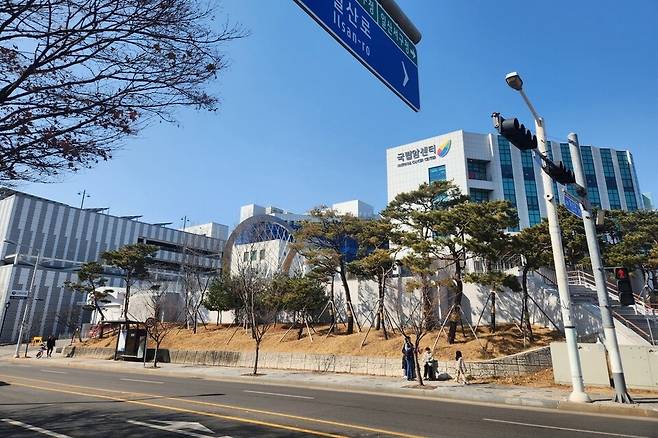 ▲금연구역으로 지정된 국립암센터 주변 인도. /사진제공=고양시