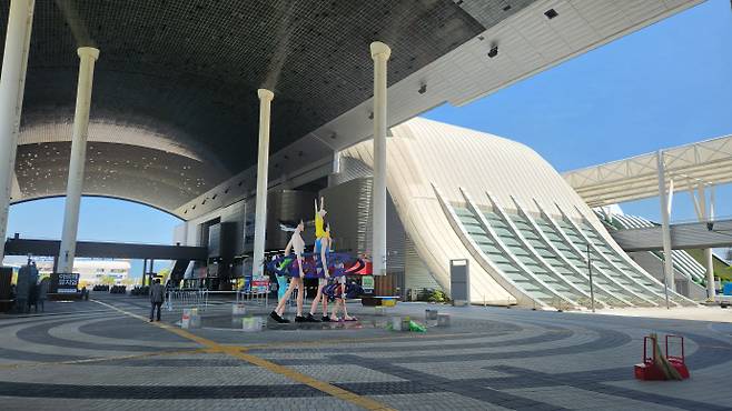 국립해양연구센터가 머물렀던 여수엑스포박람회장. /허광욱 기자